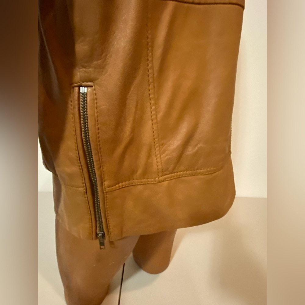 Diesel Lisardo jacket (Large) Burnt Orange
New with tags - Picture 8 of 16